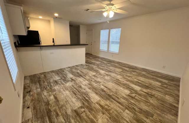 5816 South West Archer Road