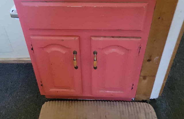 804 Griffin Avenue - B