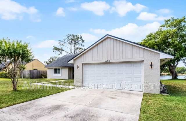485 Lakeshore Dr