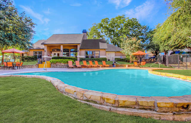 Waters Edge Villas