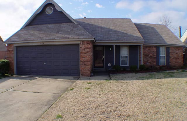 10514 Oak Run Drive N - 10514 Oak Run Drive North, Olive Branch, MS 38654