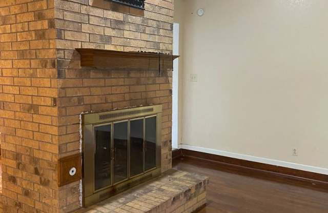 Beautiful 3 bedroom home on the Southside!