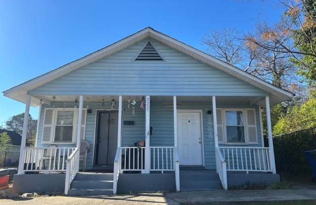 Fully Renovated Apartment Duplex Located in the Heart of Edgewood - 2227B