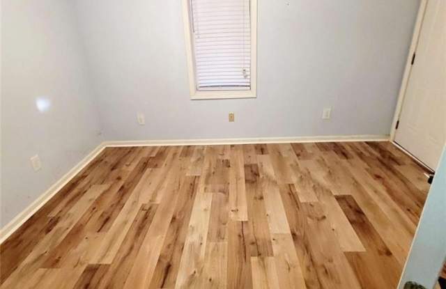 1130 Lee Whatley Drive