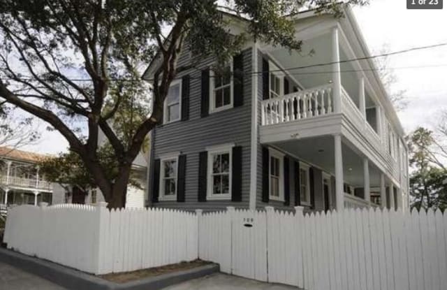 109 Fishburne Street Street - 109 Fishburne Street, Charleston, SC 29403