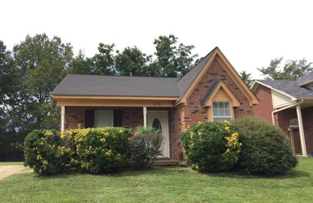 6761 Maury Dr