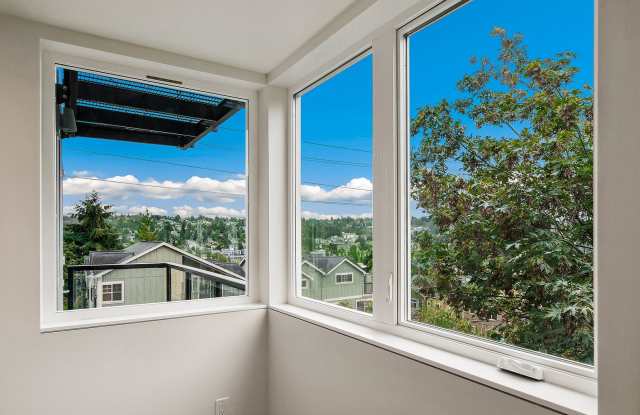 Fremont View: Modern Classic Collection