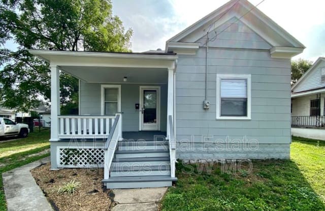 614 S Douglas - 614 South Douglas Avenue, Springfield, MO 65806