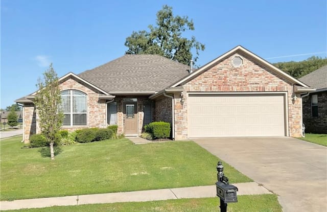 6101 Red Cedar  CIR - 6101 Red Cedar Circle, Fort Smith, AR 72916