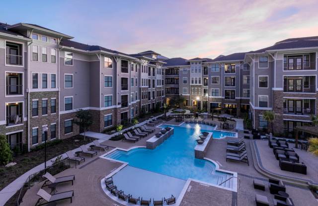 Beacon at Buffalo Pointe