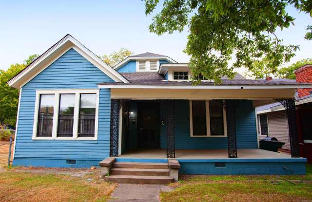 1320 S Battery Street