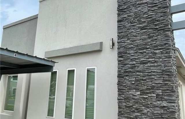 2709 S J Street unit: 1