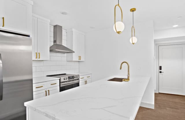 127 East Cottage St.