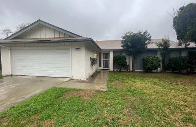 Charming 3-Bedroom Home in Hemet!