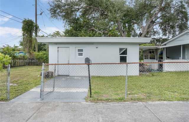 2406 NW 67th St - 2406 Northwest 67th Street, Gladeview, FL 33147