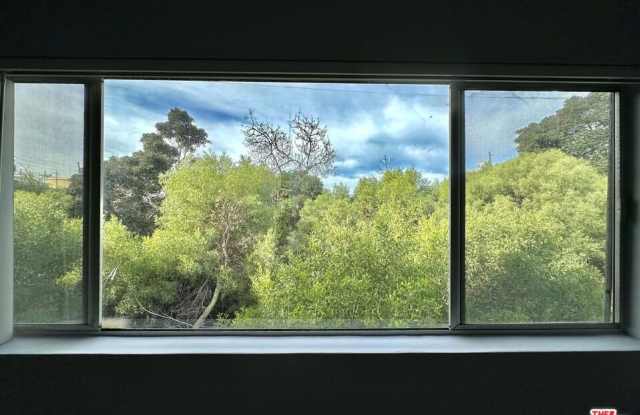 127 Loma Vista St unit: 8