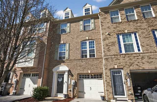 3252 Green Cove Place