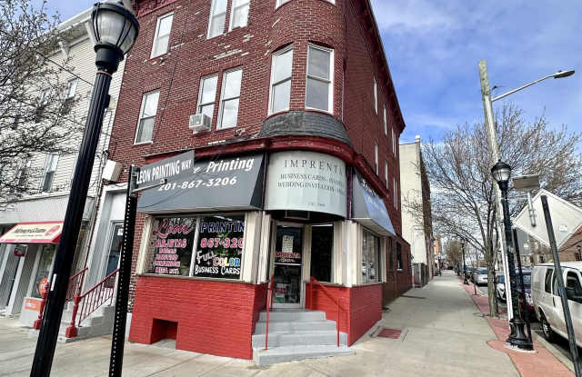 1421 NEW YORK AVE