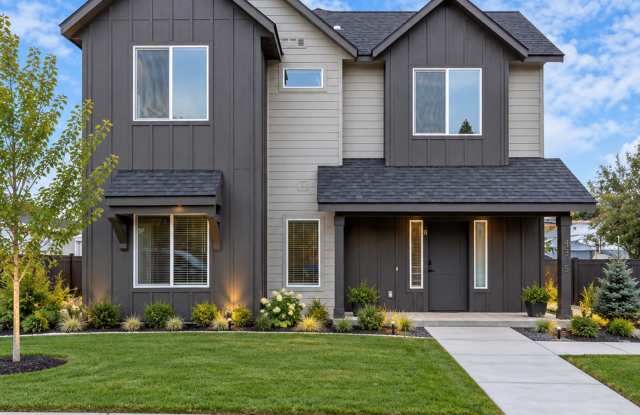 BRAND NEW NORTHSIDE 2 BED, 2.5 BATH TOWNHOME FOR RENT!