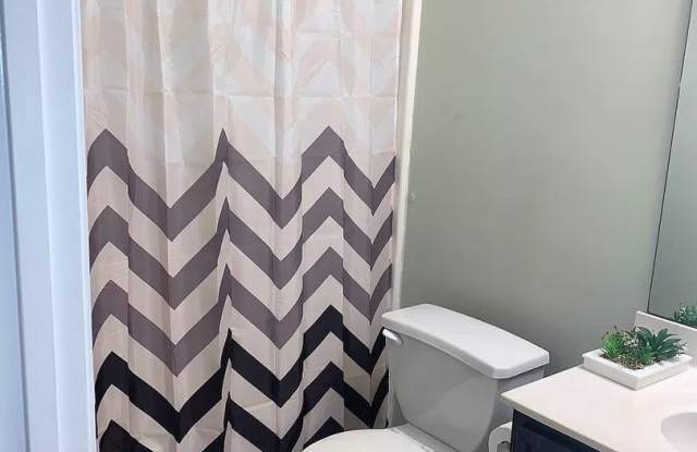 Room in 3 Bedroom Home at Tom Hunter Dr