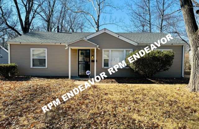 Freshly Updated 3 Bedroom 1 Bathroom HOME!!!!! - 9721 Vickie Place, St. Louis County, MO 63136