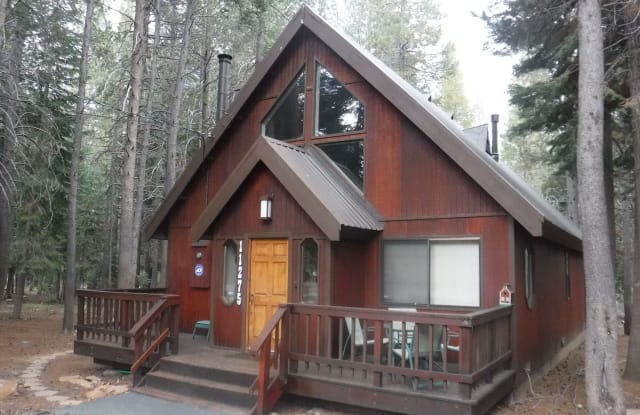 11275 Chalet Rd - 11275 Chalet Road, Truckee, CA 96161