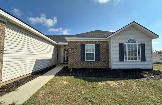 4 Bedroom in Whispering Pines