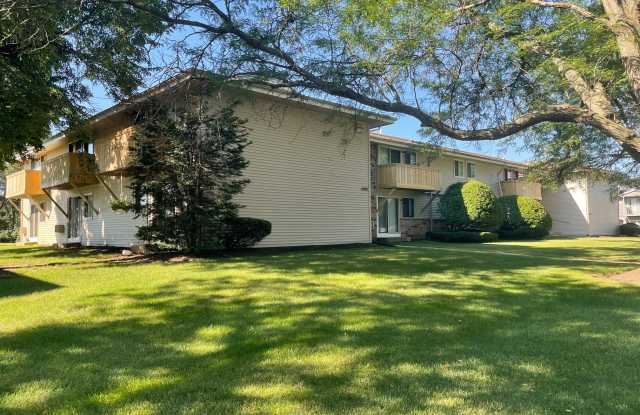 1990 Colony Ct Unit #2