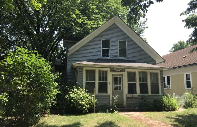 850 22nd Avenue South East Uppr