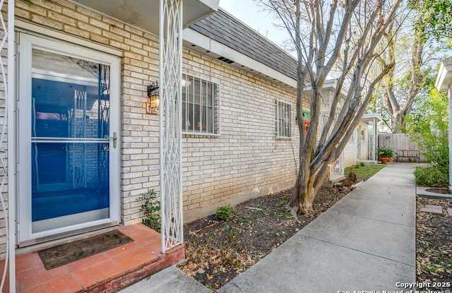 Photo of 1430 Nacogdoches