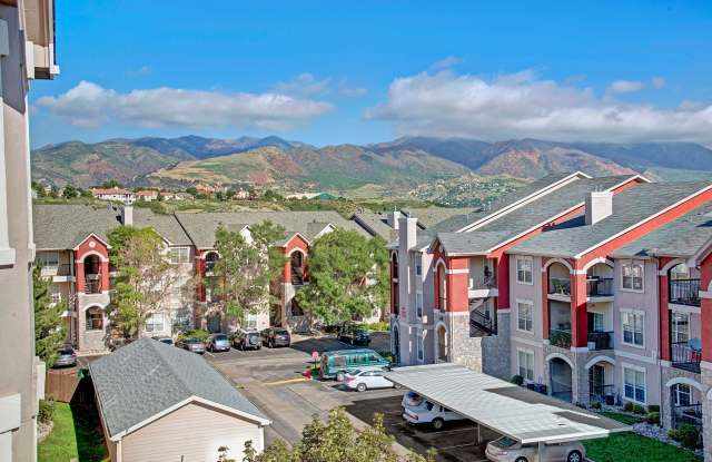 Photo of Camelback Pointe Apartment Homes