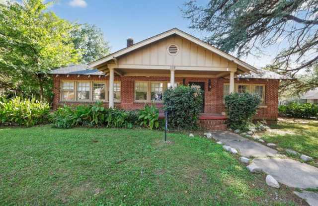 Photo of 322 Arlington Avenue