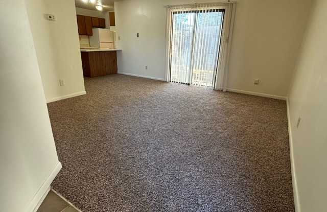 6376 Applecross Avenue UNIT 5