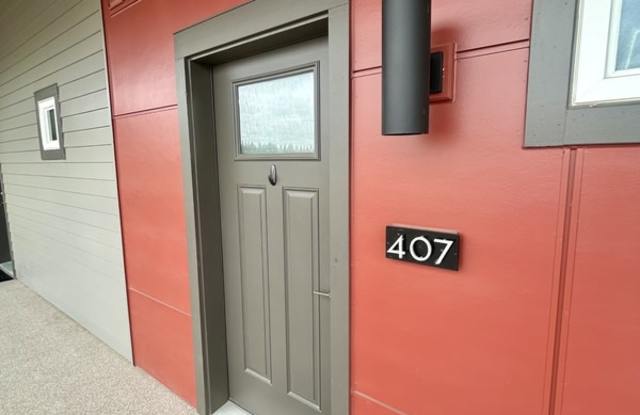 1882 Front Street - 1