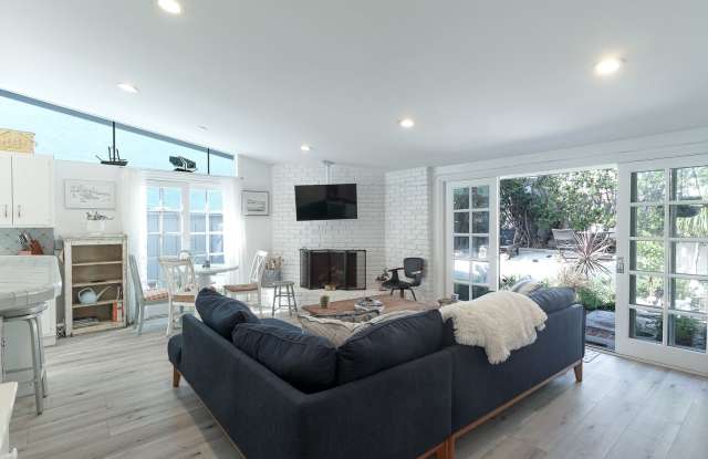 Quintessential Ventura Beach House | Furnished 3 Bed, 2 Bath | Pierpont Beach | Monthly Rental