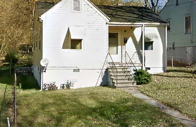941 Kellogg Avenue NW