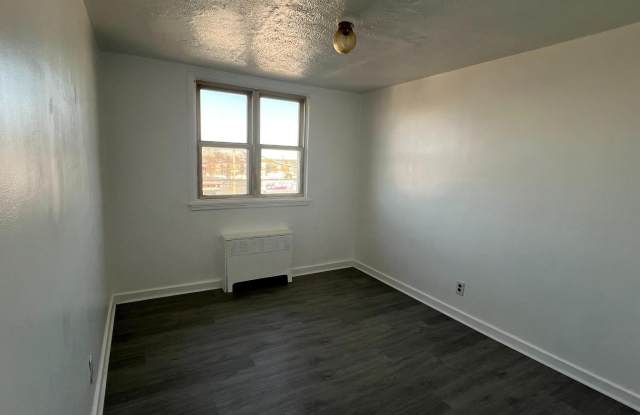 2001 MCKINLEY STREET