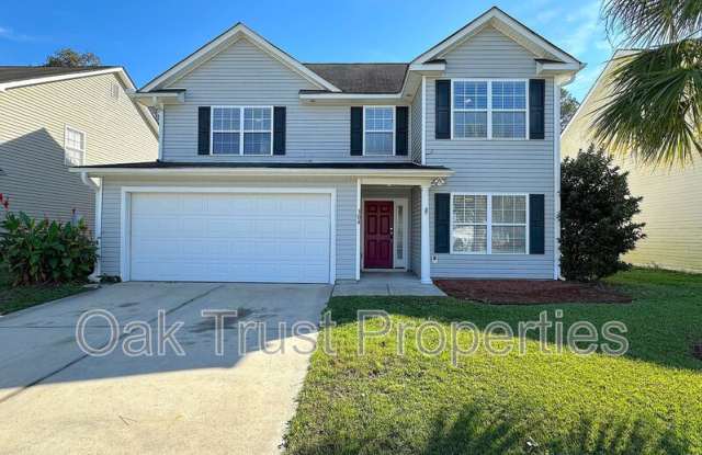 304 Greens Ct