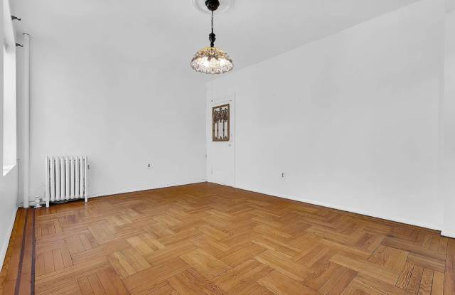 7609 4th Ave Apt D16