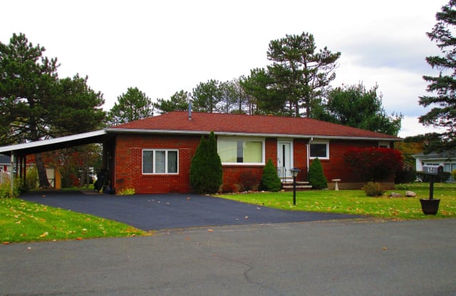 14 EARL LYNN CT - 14 Earl Lynn Court, Cohoes, NY 12047