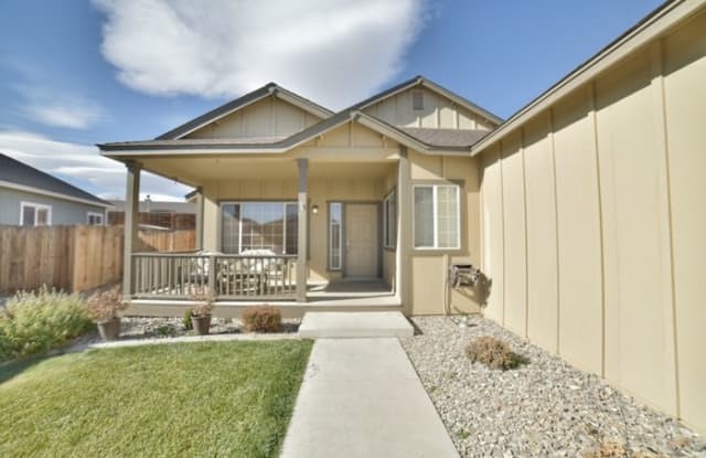 700 Canary Circle - 700 Canary Circle, Fernley, NV 89408