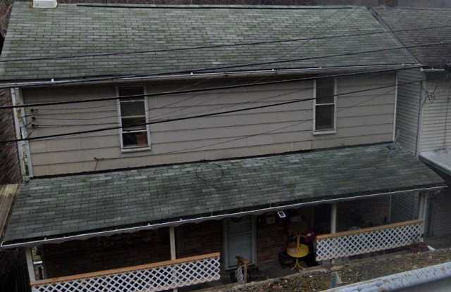 Photo of 215 Grant St