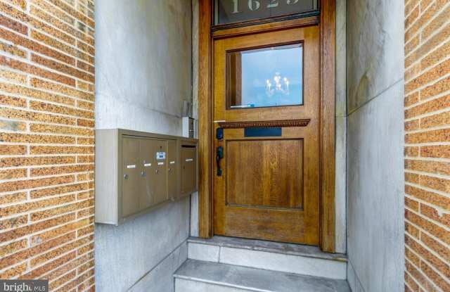 1625 SAINT PAUL STREET