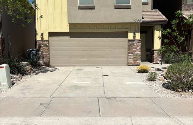 4bd | 2.5 Bath | 2 Car Detached Desert Canyon Townhome Now Available photos photos