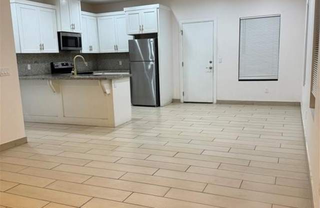 1907 Villa Linda Avenue unit: 2