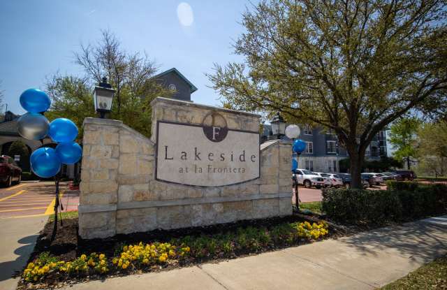 Lakeside at La Frontera