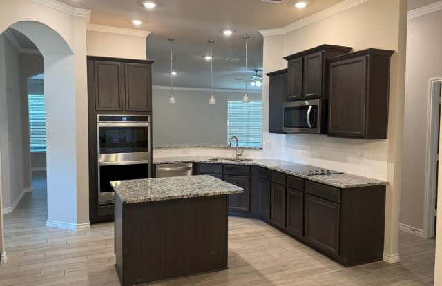 Photo of GORGEOUS 3-bedroom 2-bathroom home in Cedarbrook Estates!