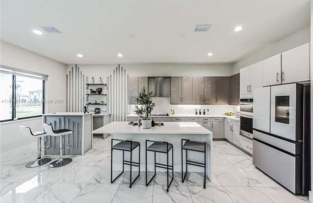 Photo of 4761 Sophia Drive