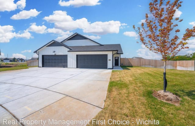 4636 S Kessler Cir - 4636 South Kessler Circle, Wichita, KS 67217