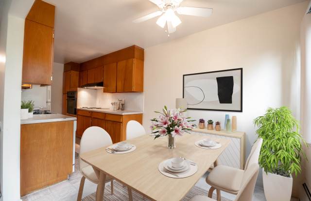 5798 S Gallup Street